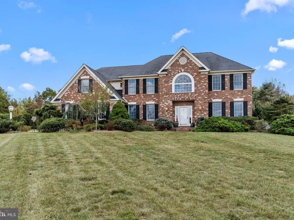 560 Lederach Station Way, Lower Salford, PA 19438