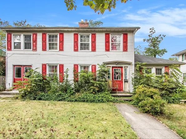 112 N 13th St, Niles, MI 49120