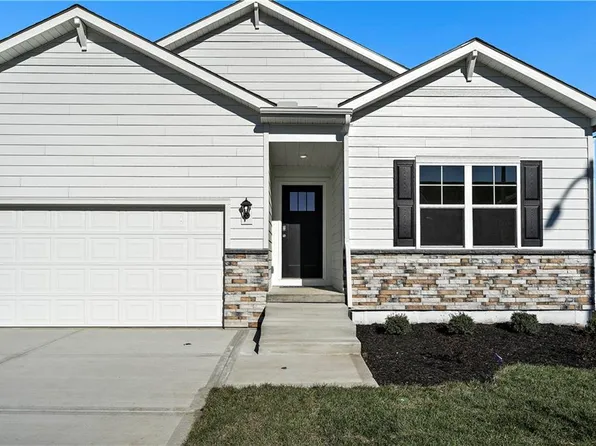 601 Short St, Liberty, MO 64068