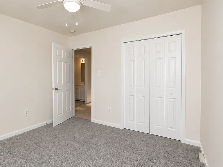 21755 Flora Springs Ter — Photo 15