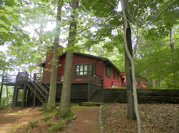 9730 S Kaubashine Rd, Hazelhurst, WI 54531