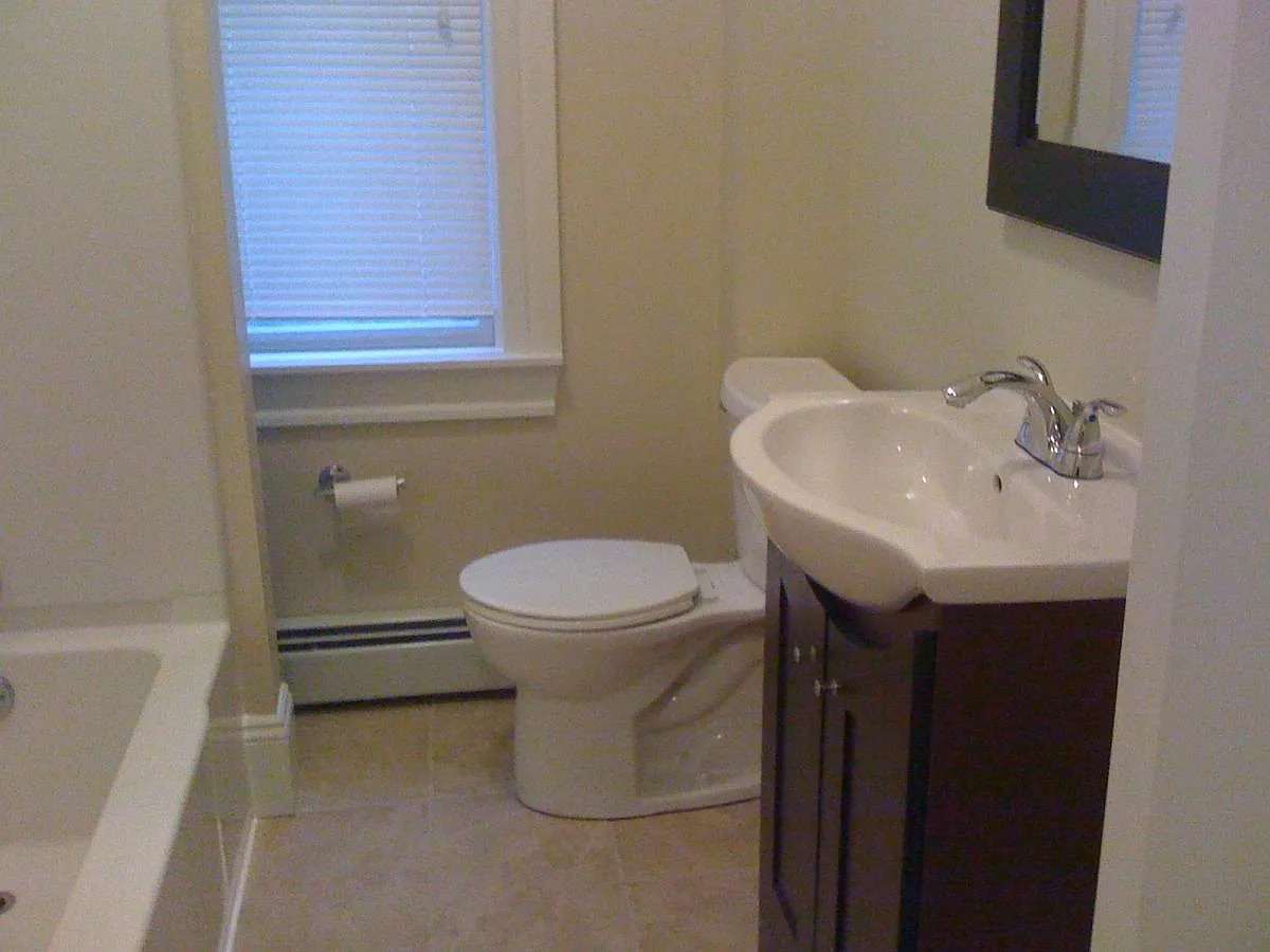 4 bed, 1500 sqft, $3,300 — Photo 3