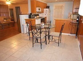 2nd image of 313 Woodlawn Dr