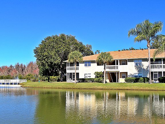 A Picturesque Lakeside Community