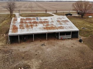 1564 E 300 North Rd, Cowden, IL 62422