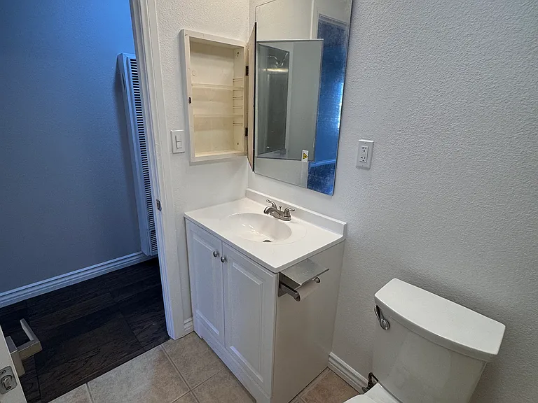 8419 Avalon Blvd #8419 — Photo 8