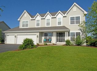 N595 Morrill Dr, Geneva, IL 60134