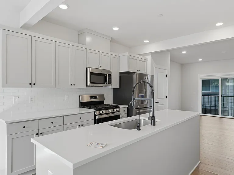 17025 SW Friendly Ln — Photo 23