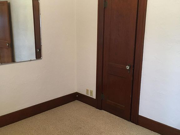 5th image of 1300 S Cornelia St