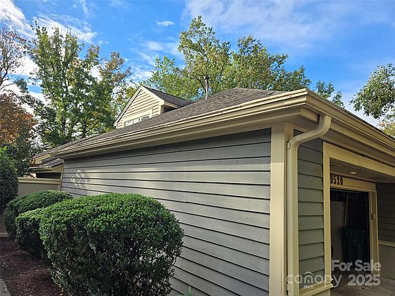 3rd image of 9520 Glenwater Dr
