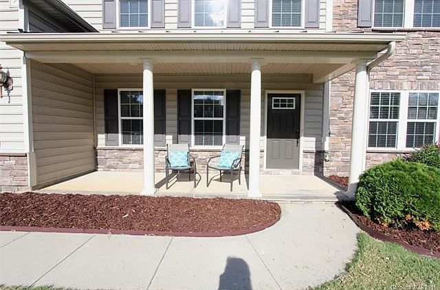 1st image of 1142 Tanner Crossing Ln