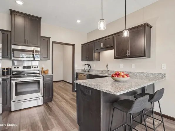 Villas of Rivers Ridge Townhomes
