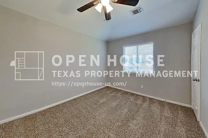 5803 Village Grove Dr — Photo 16