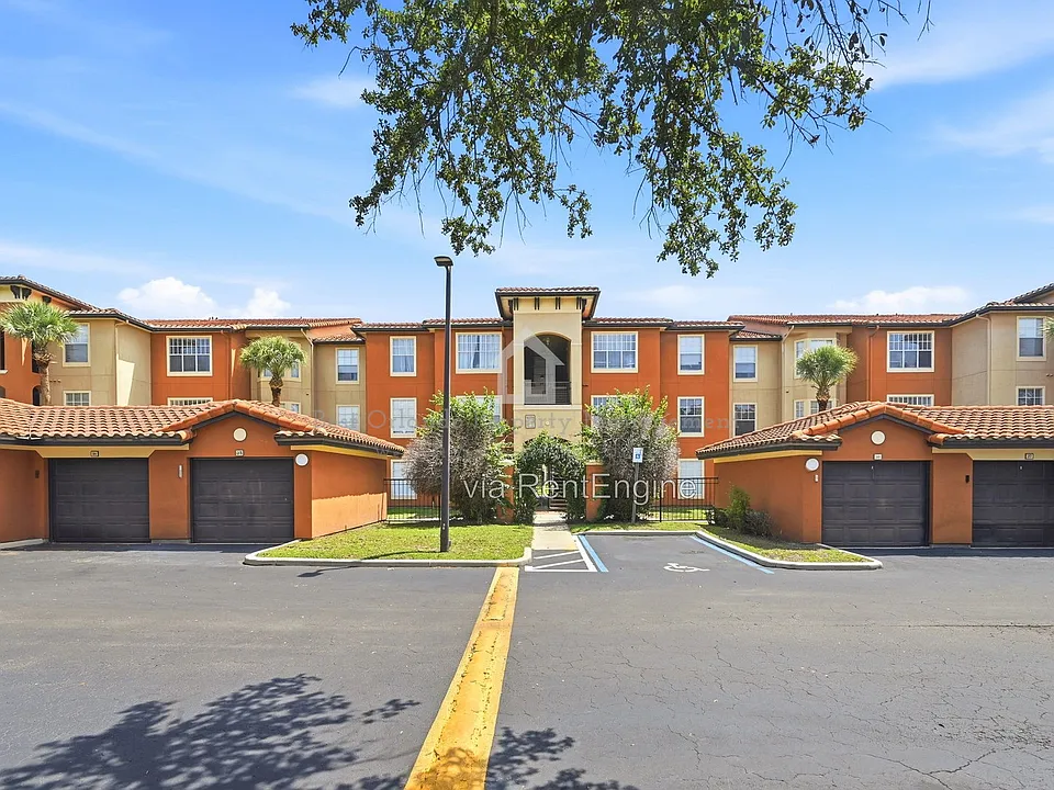 5572 Metrowest Blvd #5-304
