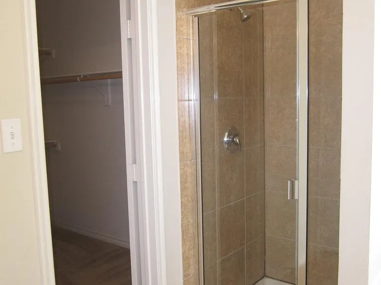1100 Arthurs Ct — Photo 12