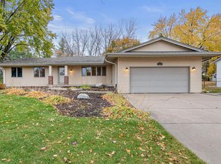 10110 28th Ave N, Plymouth, MN 55441