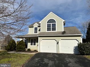 815 W 8th Ave, Parkesburg, PA 19365