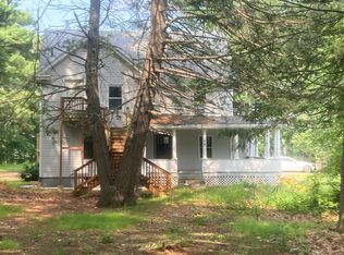 59 Kenniston St, Leominster, MA 01453