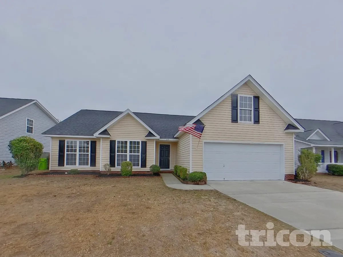 Building Photo - 608 Cottontail Ct N