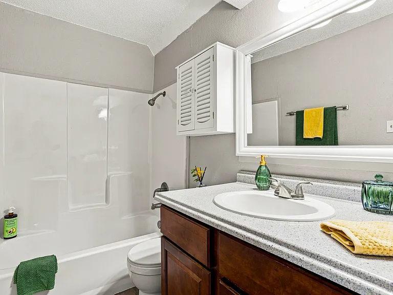 121 Allencrest Dr #123 — Photo 14