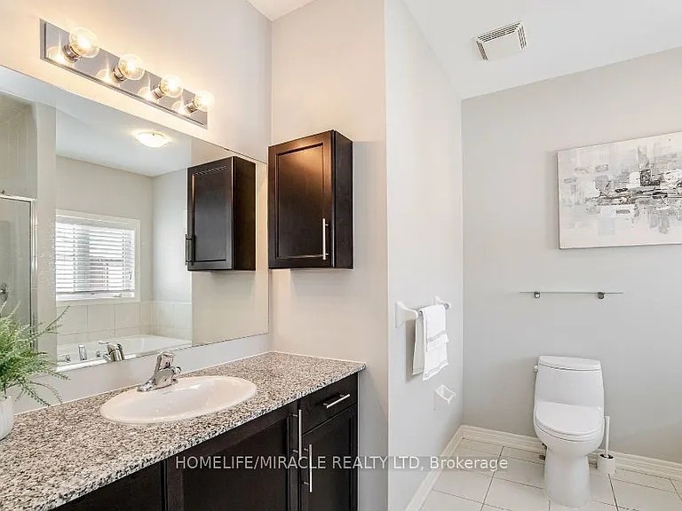 9 Humberstone Cres — Photo 15