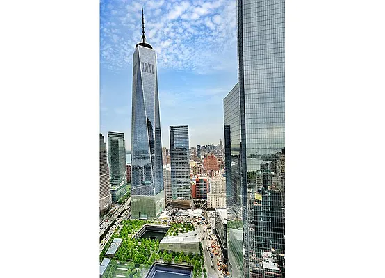 Rented by Warburg | media 27