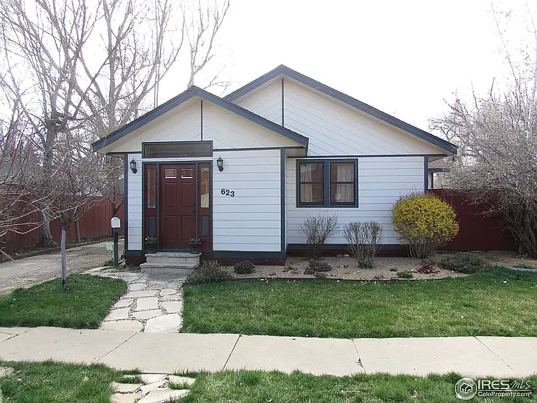 3 bed, 1062 sqft, $2,500 — Photo 1