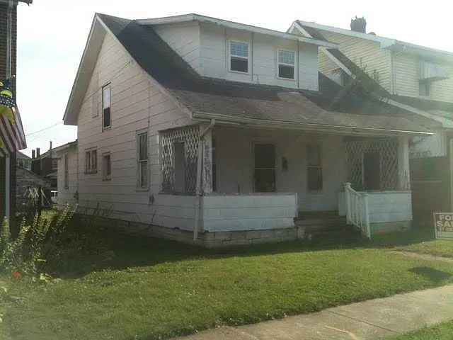 1907 Washington Ave photo 1