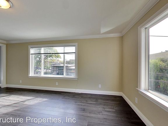 5th image of 3571 16th St APT 6