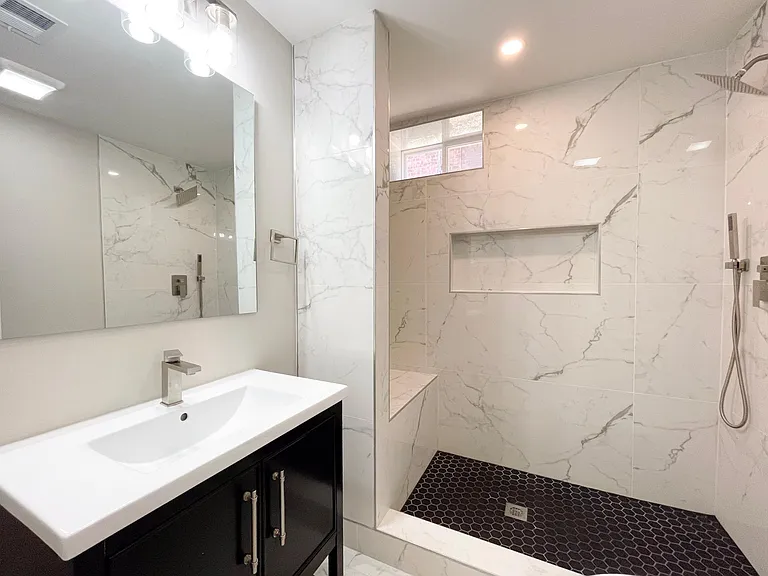 1267 Emerson St NE — Photo 24