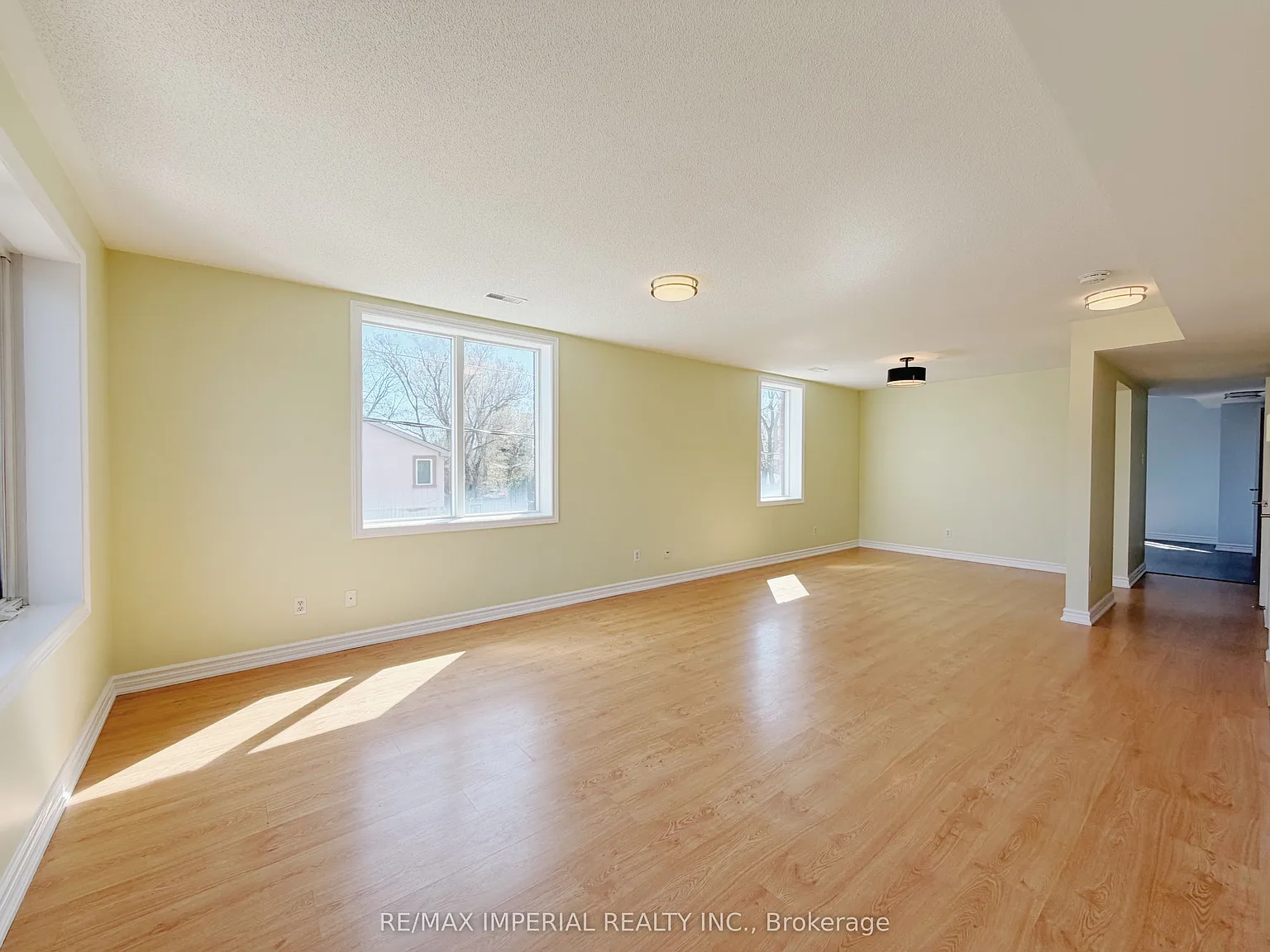 3 bed, $3,800 — Photo 3