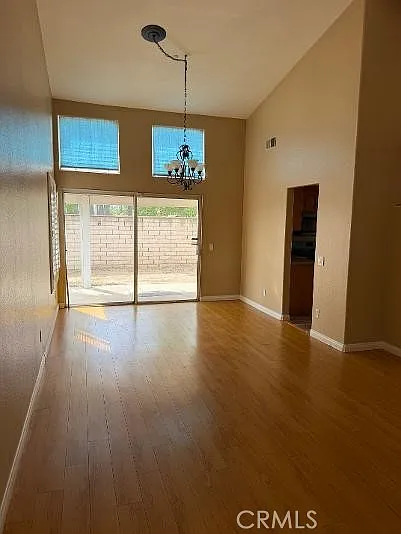 3 bed, 2.5 bath, 1698 sqft, $3,200 — Photo 4