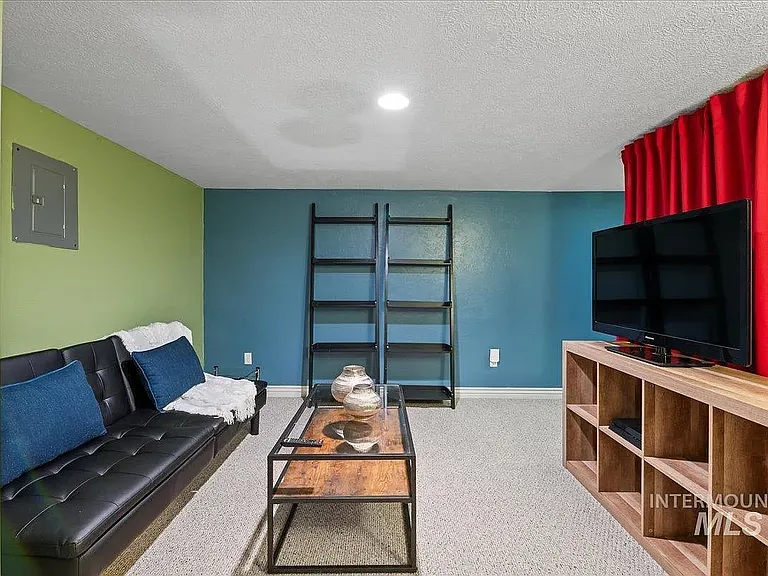 520 S 15th Ave — Photo 26