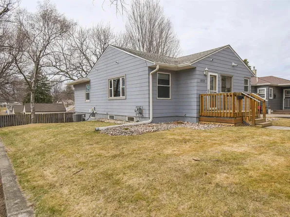 1933 S Euclid Ave, Sioux Falls, SD 57105