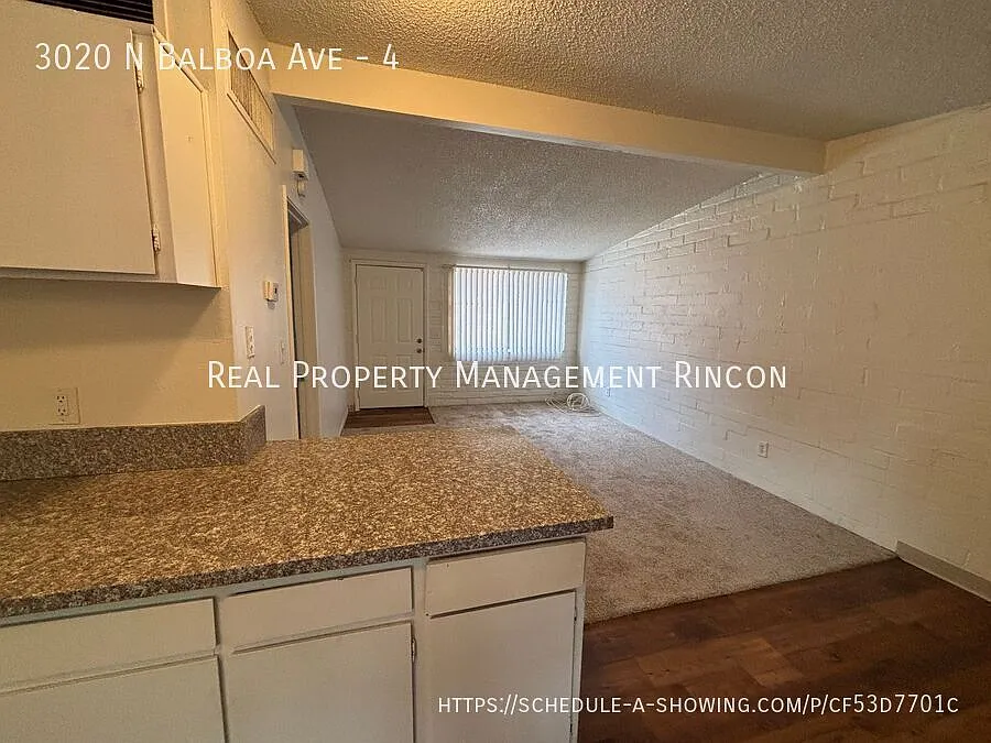 Centrally Located 1-Bed, 1-Bath. Water/Sewer/Trash Included!! — Photo 4