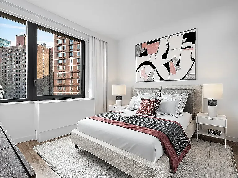 332 W 51st St #4 — Photo 3