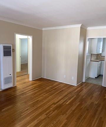 4th image of 529 Washington Ave