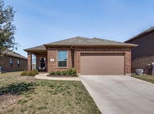 5135 Crystal Lake Ave, Krum, TX 76249