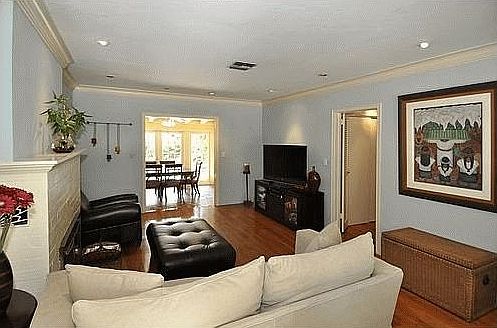 2nd image of 420 NE 17th Way