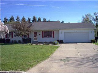 1st image of 2964 Sturgeon Bay Ave