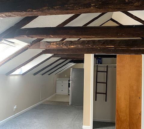 3rd image of 166 Wickenden St Floor 3