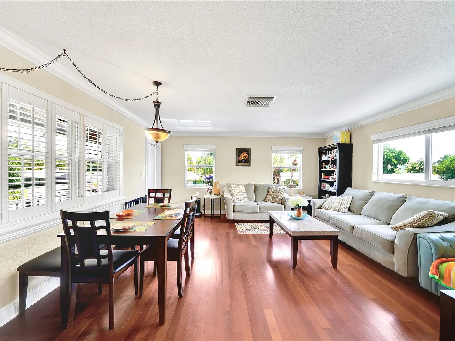Park Ridge North — Photo 3