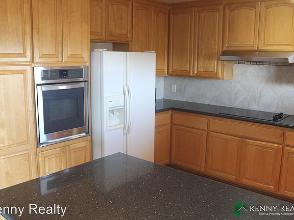 3rd image of 1625 Sunnyslope Ave