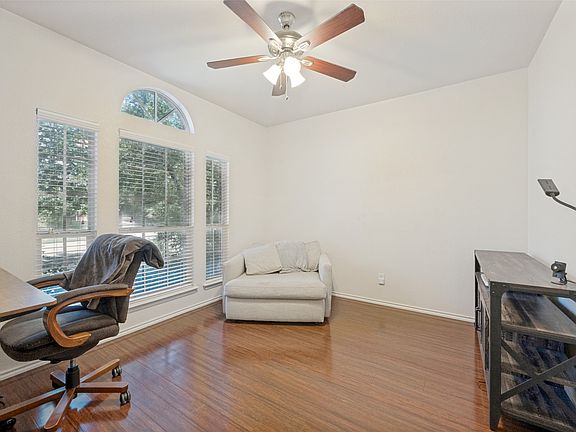 4th image of 8005 Joshua Tree Ct