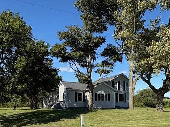 5740 W Montgomery Rd, Camden, MI 49232