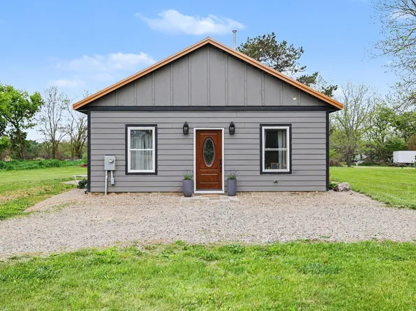 19184 L Dr N, Marshall, MI 49068