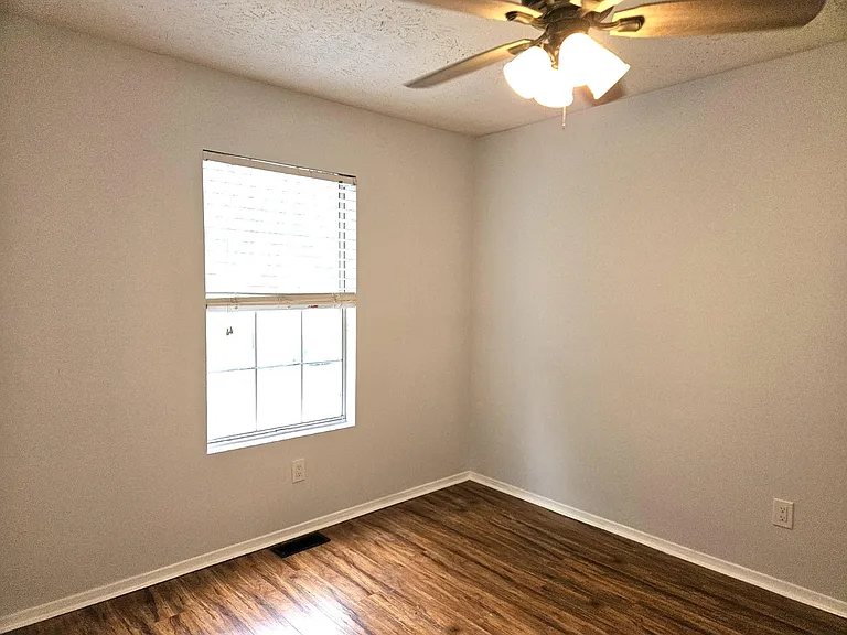 Bedroom #1