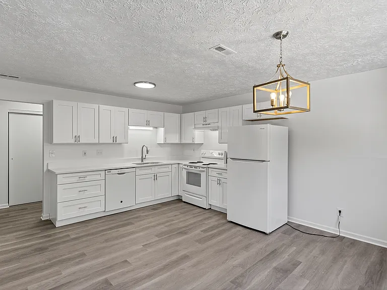 3175 Roesch Blvd #20 — Photo 7