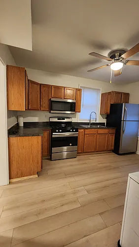 2525 W Lyndale St #1F Photo 1
