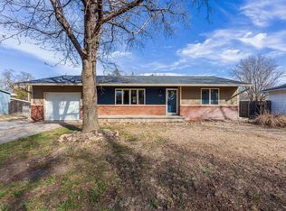 314 West St, Halstead, KS 67056